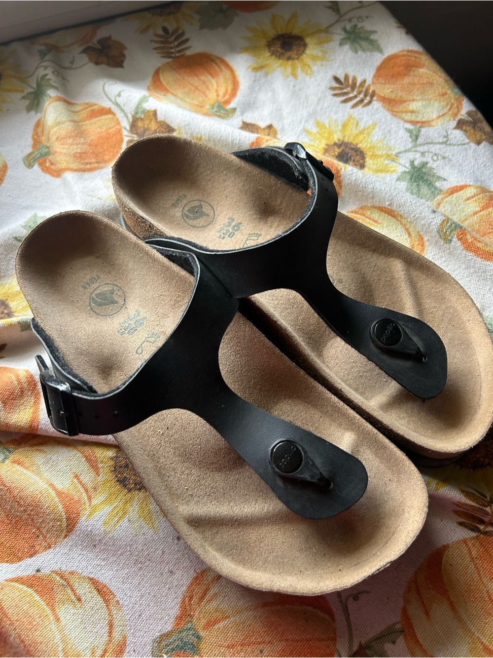 Birkenstock thong sandals size 36